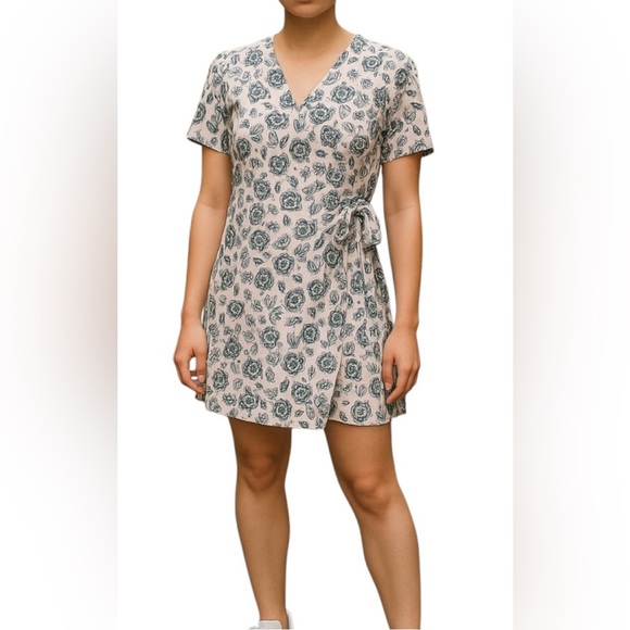 J. Crew Floral Wrap Dress Pink - Picture 1 of 10